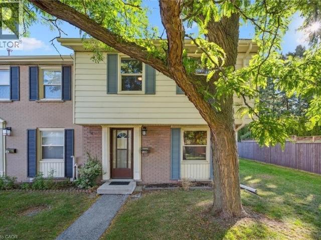 Townhouse for sale in Kitchener, Ontario