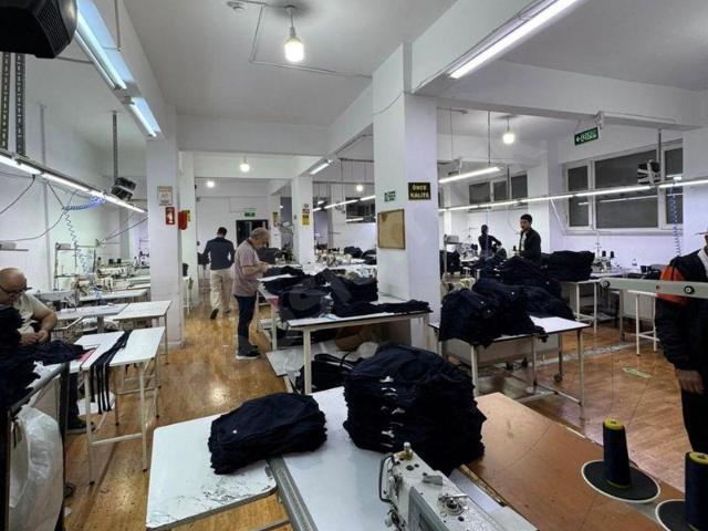 Cumhuriyet Mahallesi, Küçükçekmece içerisinde satılık Dükkan