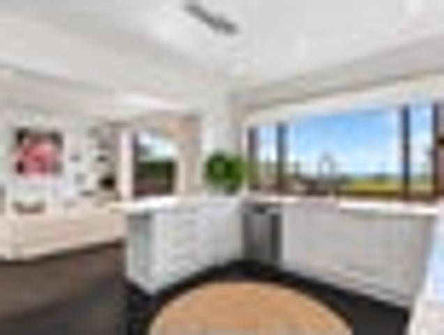 House for sale in Saint Johns, Ōrākei