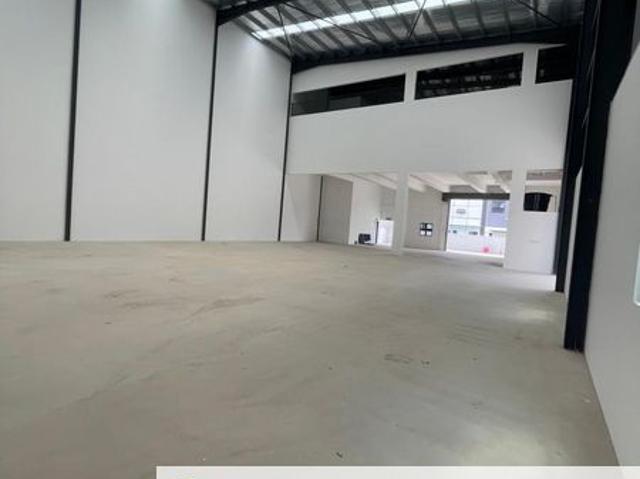 Warehouse for rent in Kampung Seri Cheeding