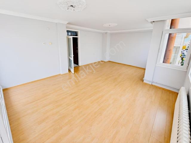 Konak, İzmir içerisinde kiralık mülk
