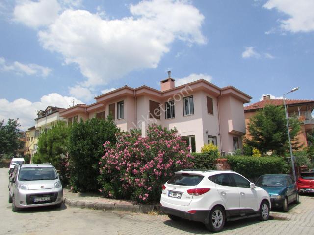 Denizli içerisinde satılık Villa