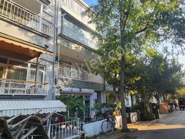 Adalar, İstanbul içerisinde satılık mülk