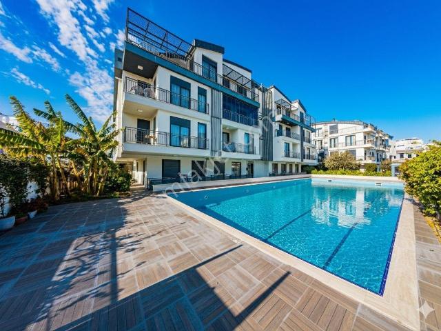 Antalya, Muratpaşa içerisinde satılık mülk