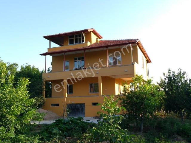 Kırıkkale Belediyesi, Kırıkkale Merkez içerisinde satılık Villa