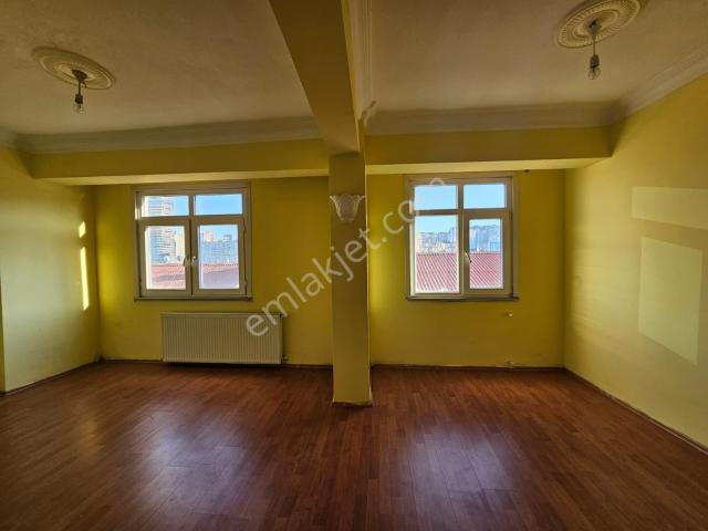 Hürriyet Mahallesi, Esenyurt içerisinde kiralık mülk