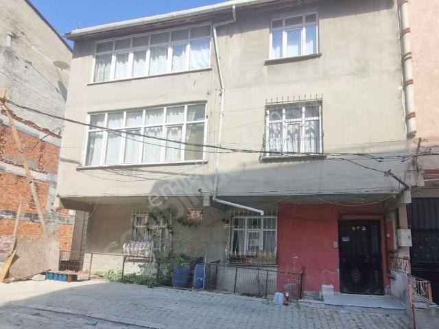 Kıraç, Esenyurt içerisinde satılık Bina