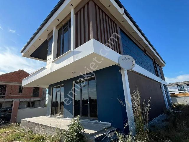 Kırklareli Merkez, Kirklareli içerisinde satılık Villa