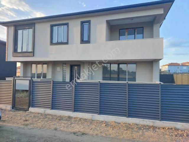Kırklareli Merkez, Kirklareli içerisinde satılık Villa