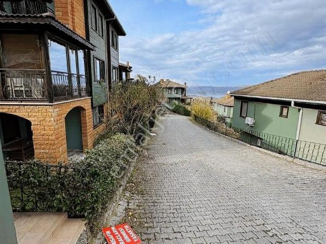 Sapanca içerisinde kiralık Villa