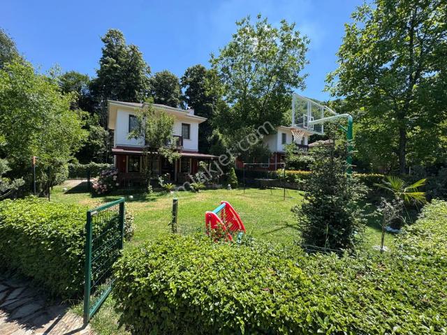 Kurtköy, Sapanca içerisinde satılık Villa