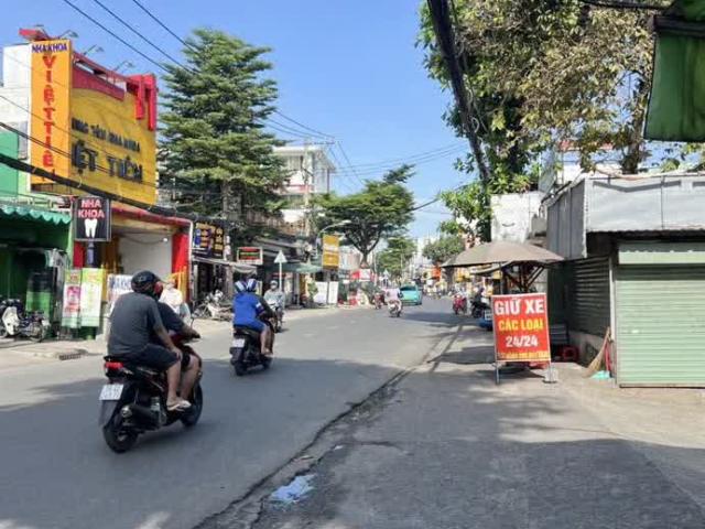 Nhà bán tại Khuôn viên UBND Thành phố Hồ Chí Minh, Thành phố Hồ Chí Minh