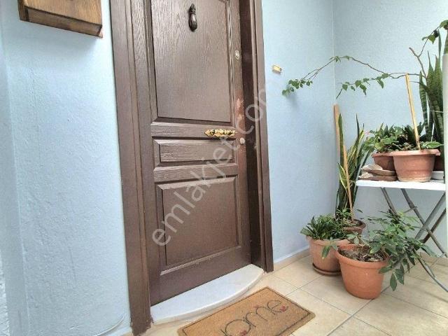 Karşiyaka, İzmir içerisinde satılık mülk