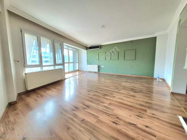 Karşiyaka, İzmir içerisinde kiralık mülk