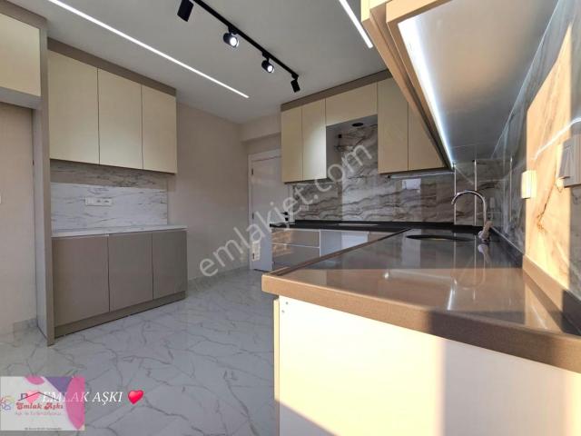 Antalya, Muratpaşa içerisinde satılık mülk