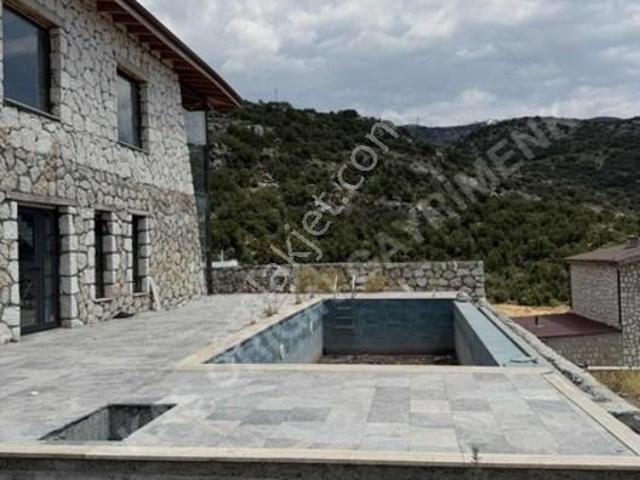 Köybaşı, Kaş içerisinde satılık Villa