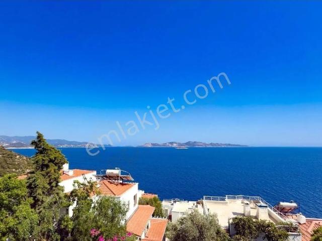 Kaş içerisinde satılık mülk