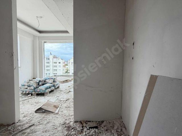 Yeni, Finike içerisinde satılık mülk