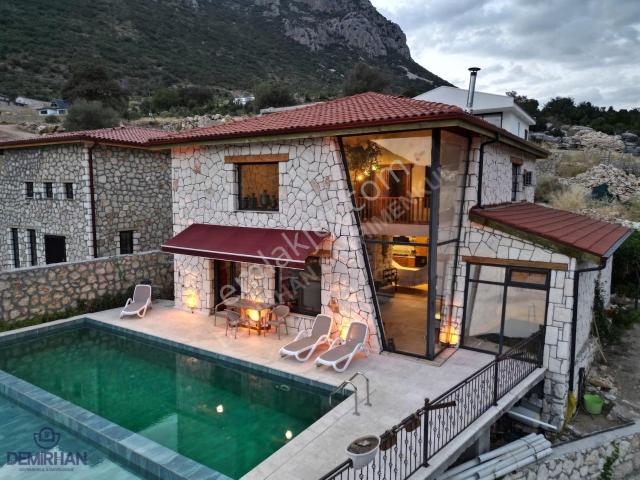 Köybaşı, Kaş içerisinde satılık Villa