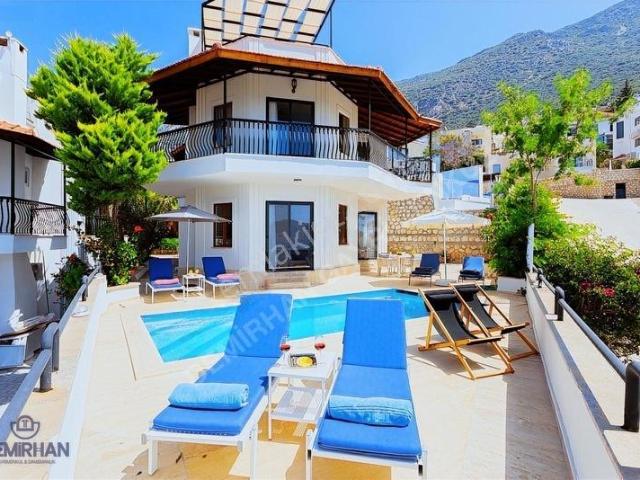 Kaş, Antalya içerisinde satılık Villa