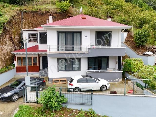 Akçaabat, Trabzon içerisinde satılık Villa