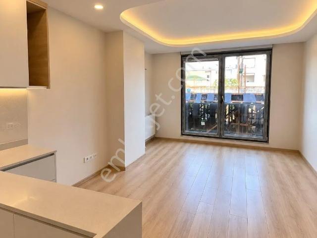 Altıntepe Mahallesi, Maltepe içerisinde satılık mülk