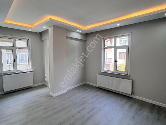Küçükyalı, Maltepe içerisinde satılık mülk