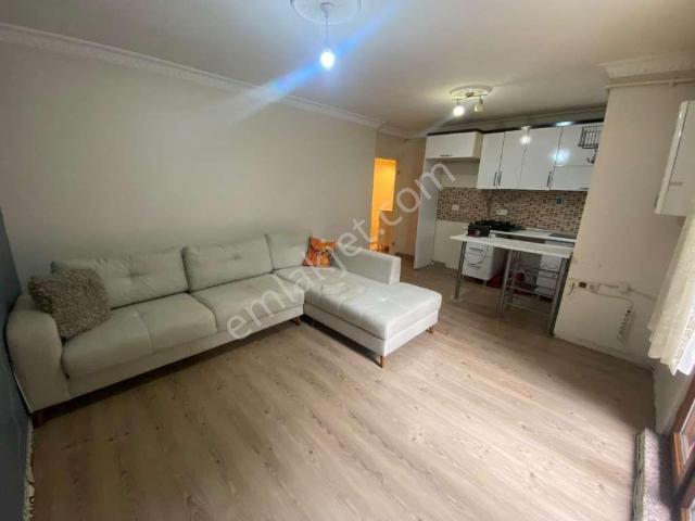 Küçükyalı, Maltepe içerisinde kiralık mülk