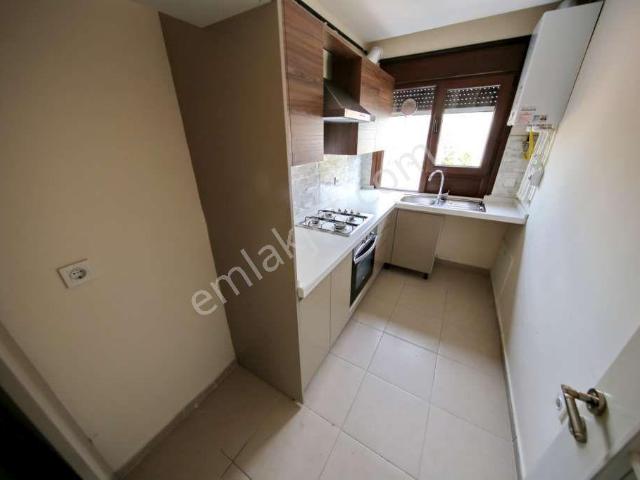 Ayşekadın, Kadıköy içerisinde kiralık mülk