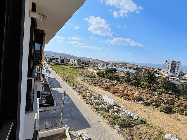 Tire, İzmir içerisinde kiralık mülk