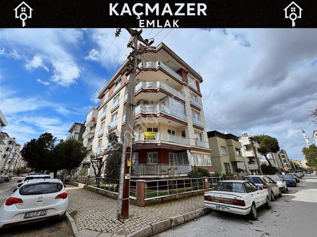 Tire, İzmir içerisinde kiralık mülk