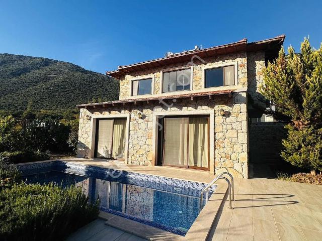 Çukurbağ, Kaş içerisinde satılık Villa