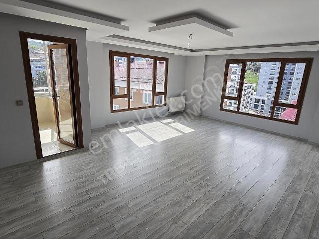 Yomra, Trabzon içerisinde satılık mülk