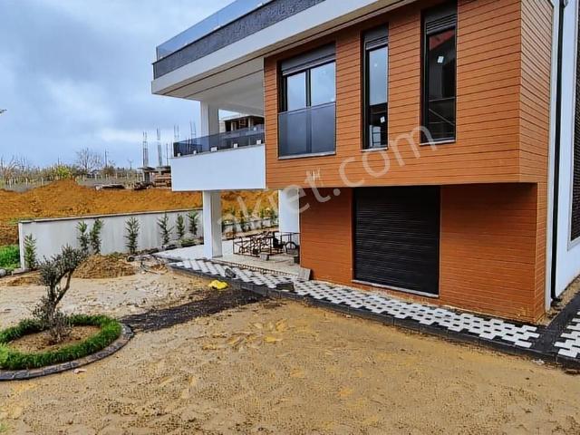 İzmit, Kocaeli içerisinde satılık Villa