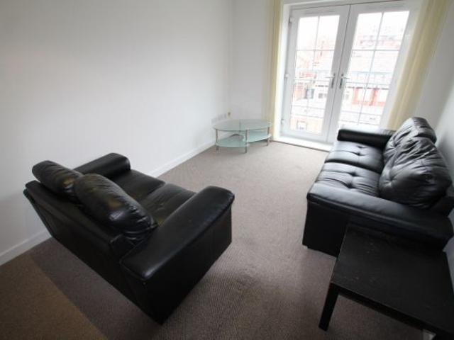 Apartment for rent in Calderstones