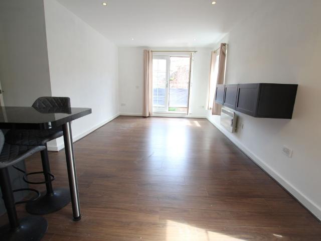 Apartment for rent in Calderstones