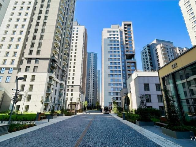 Merdivenköy Mahallesi, Kadıköy içerisinde satılık mülk