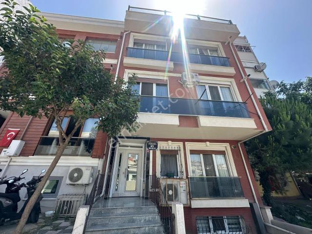 Kadiköy, İstanbul içerisinde kiralık mülk