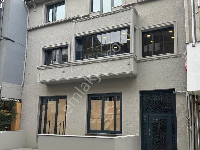 Kadiköy, İstanbul içerisinde kiralık Dükkan