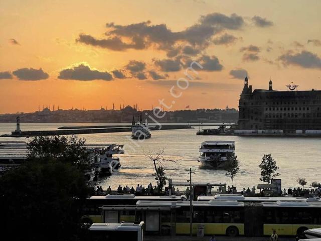 Kadiköy, İstanbul içerisinde kiralık mülk
