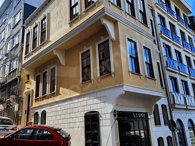 Kadiköy, İstanbul içerisinde satılık Bina