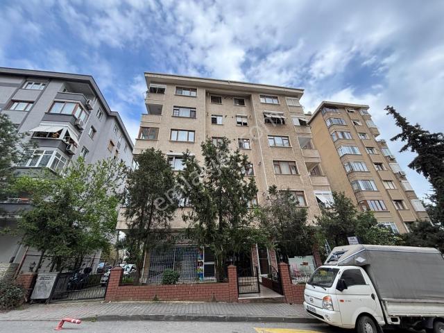 Kadiköy, İstanbul içerisinde satılık mülk