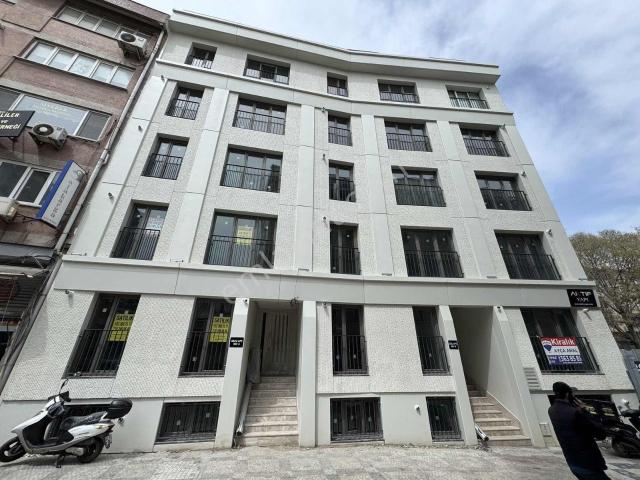 Kadiköy, İstanbul içerisinde kiralık mülk