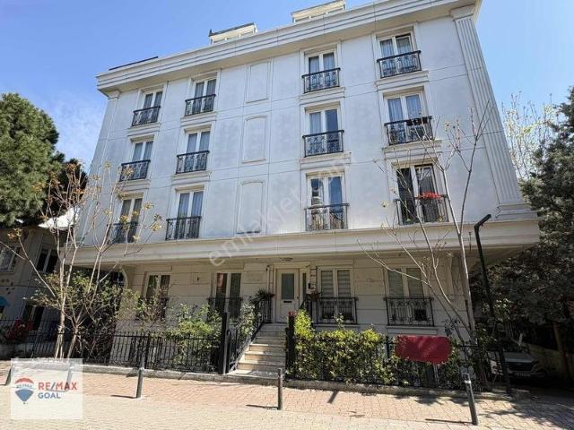 Kadiköy, İstanbul içerisinde kiralık Bina