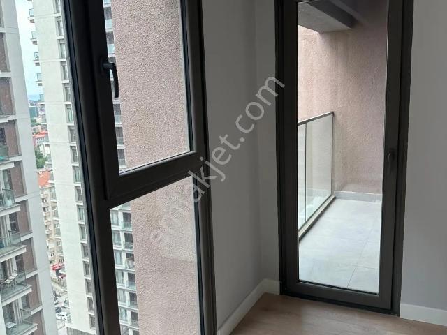 Kadiköy, İstanbul içerisinde kiralık mülk