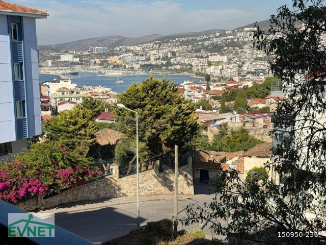 Camiatik Mahallesi, Kuşadası içerisinde satılık mülk
