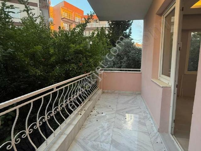 Kuşadasi, Aydin içerisinde satılık mülk