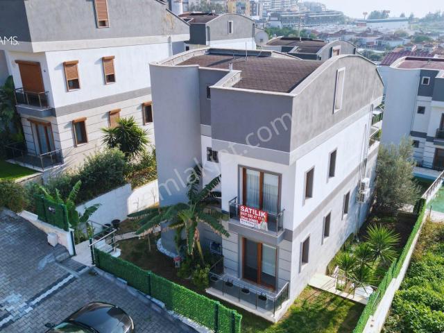Kuşadasi, Aydin içerisinde satılık Villa