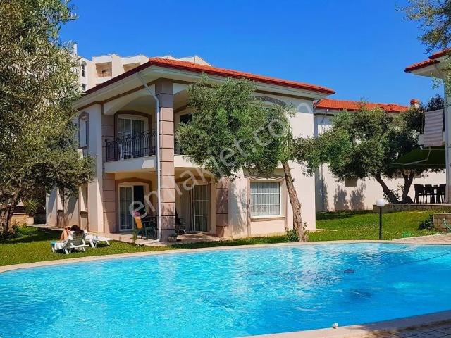 Kuşadasi, Aydin içerisinde satılık Villa