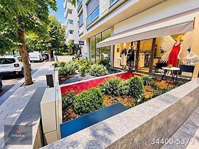Kadiköy, İstanbul içerisinde satılık Dükkan